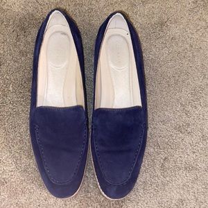 Women’s Colehaan loafers size 8 like new